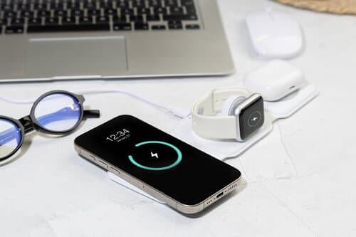 FolCharge 3in1 Wireless-Charger aus RABS