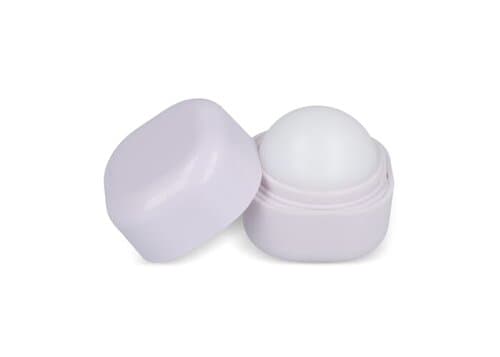 Kubischer Lippenpflegestift aus recyceltem ABS