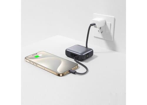 Nova Powerbank 22,5 W Power Delivery mit integrierten Kabeln 10.000 mAh