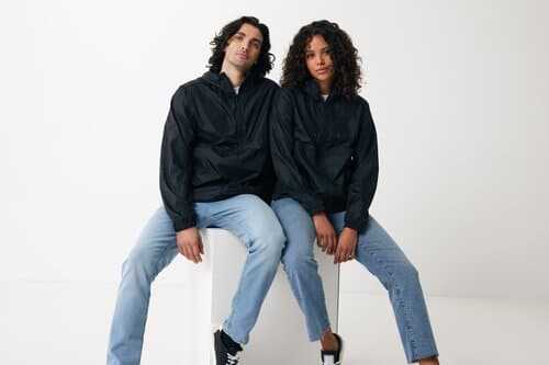 IQONIQ Logan Lightweight Jacke aus recyceltem Polyester